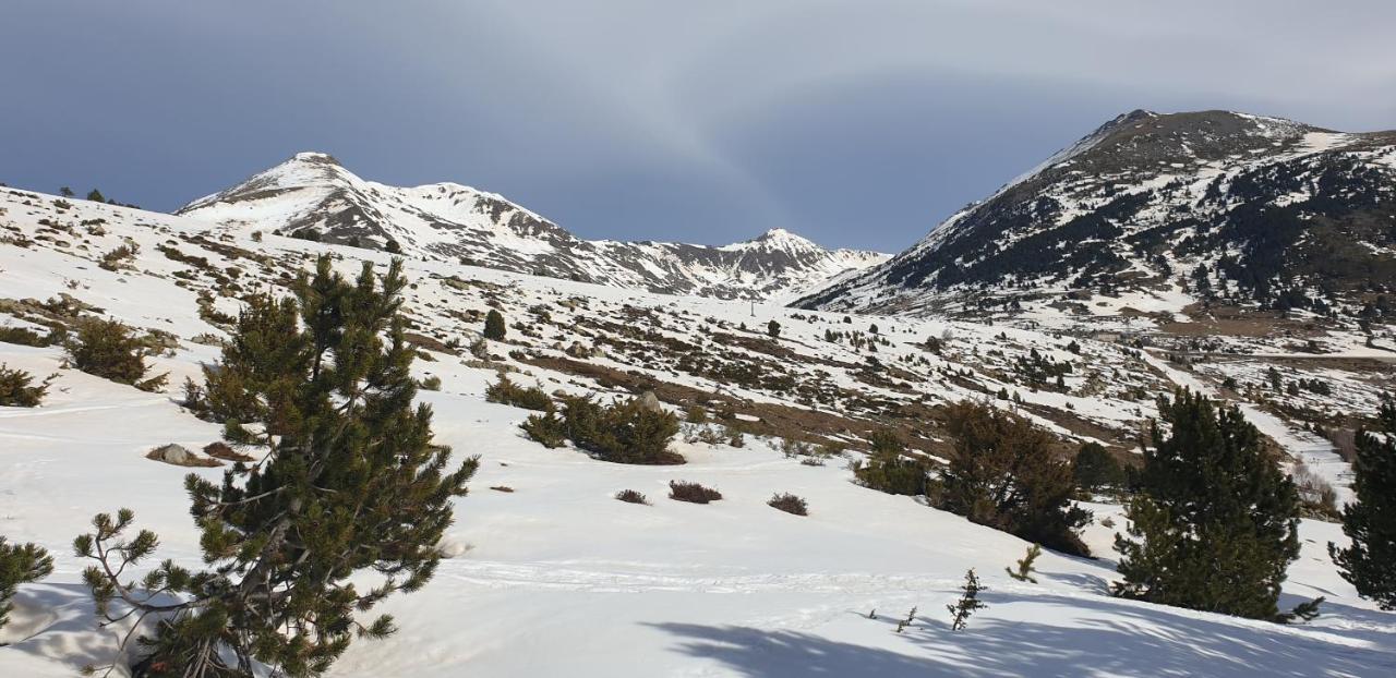 Studio Montagne Cerdagne A Saillagouse Bagian luar foto